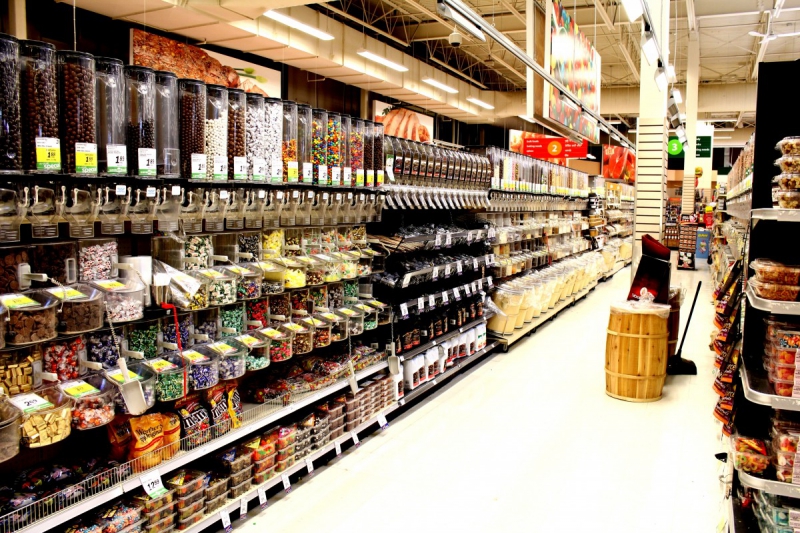 boutique-ST AUBAN-min_retail_grocery_supermarket_store_food_shopping_market_shop-613228